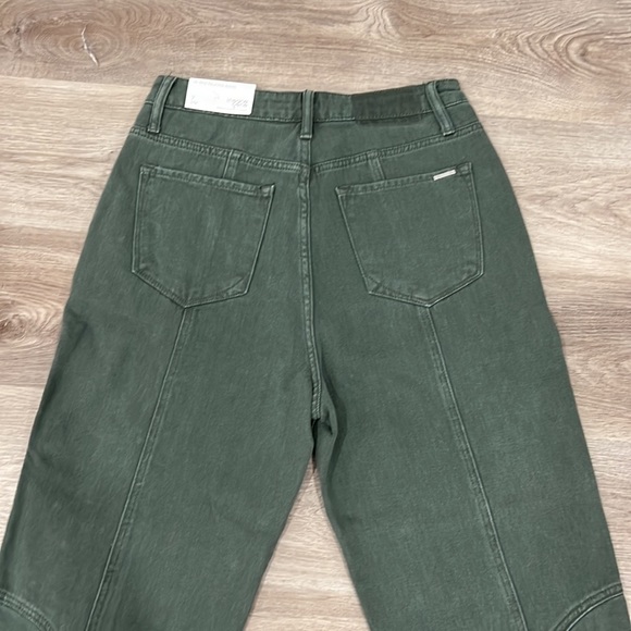 NWT - Picture 5 of 6